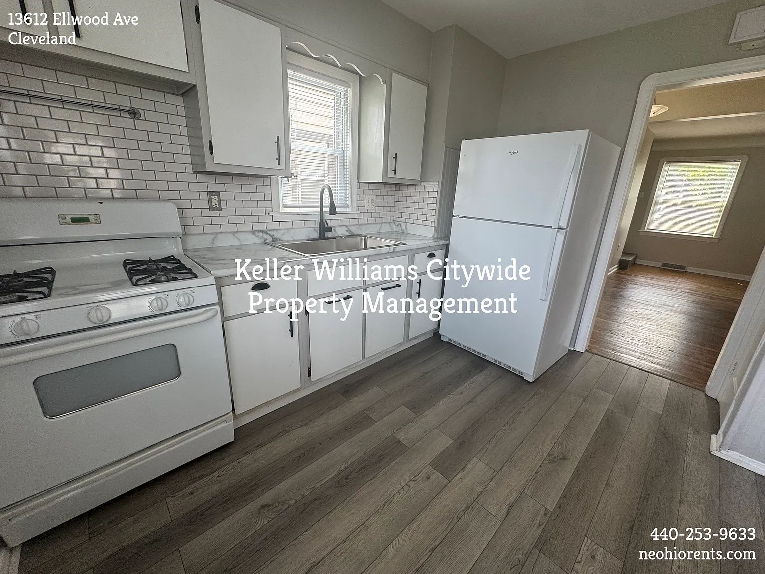 Ready for move in! 3 bedroom 2 full bath single family home Cleveland — Photo 4