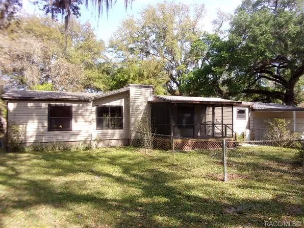 12555 E Walton Dr, Floral City, FL 34436