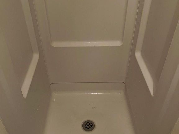 3rd image of 204 Ann Street