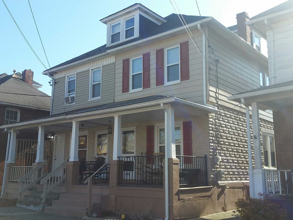 2nd image of 2306 Hay St