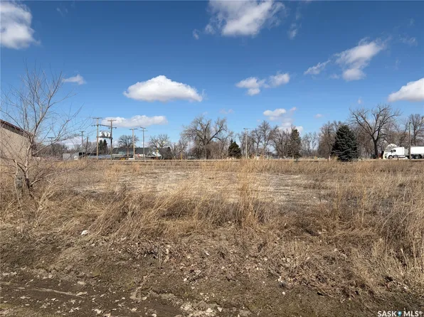 607 Railway Avenue, Carnduff, SK S0C 0S0