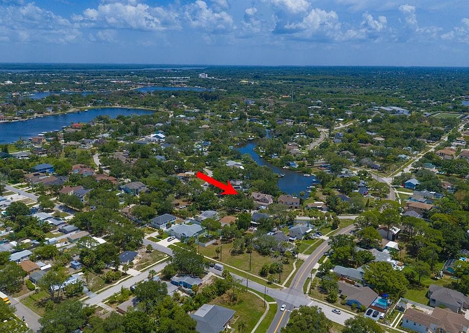 1st image of 912 Seminole Blvd