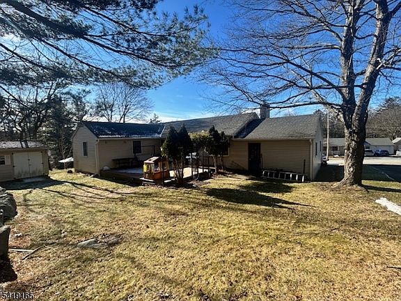 3rd image of 130 Otterhole Rd