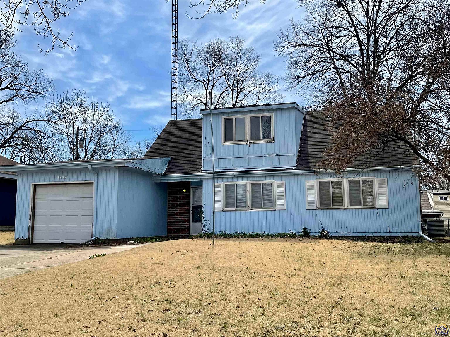 3637 SW 38th St, Topeka, KS 66610 Zillow