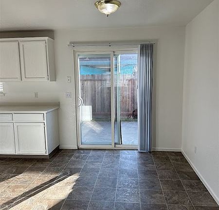 4th image of 1400 N Denair Ave
