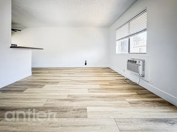 631 N Cerritos Ave, Azusa, CA