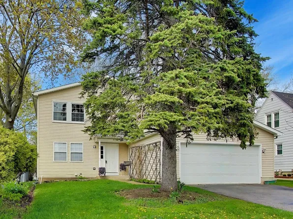 416 Parmalee Pl, Waukegan, IL 60087