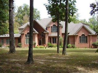 904 Templeton Rd, Martin, TN 38237