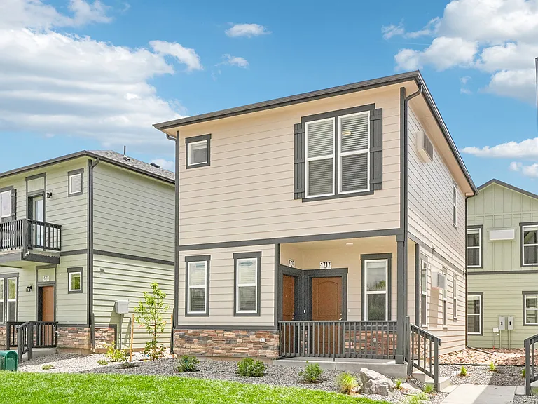 Cottages at Aero Park — Photo 6