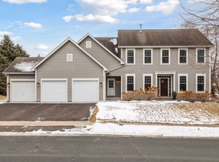 18282 Erin Bay, Eden Prairie, MN 55347
