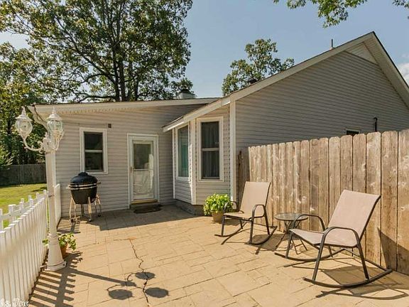 2nd image of 39 Oak Forest Dr
