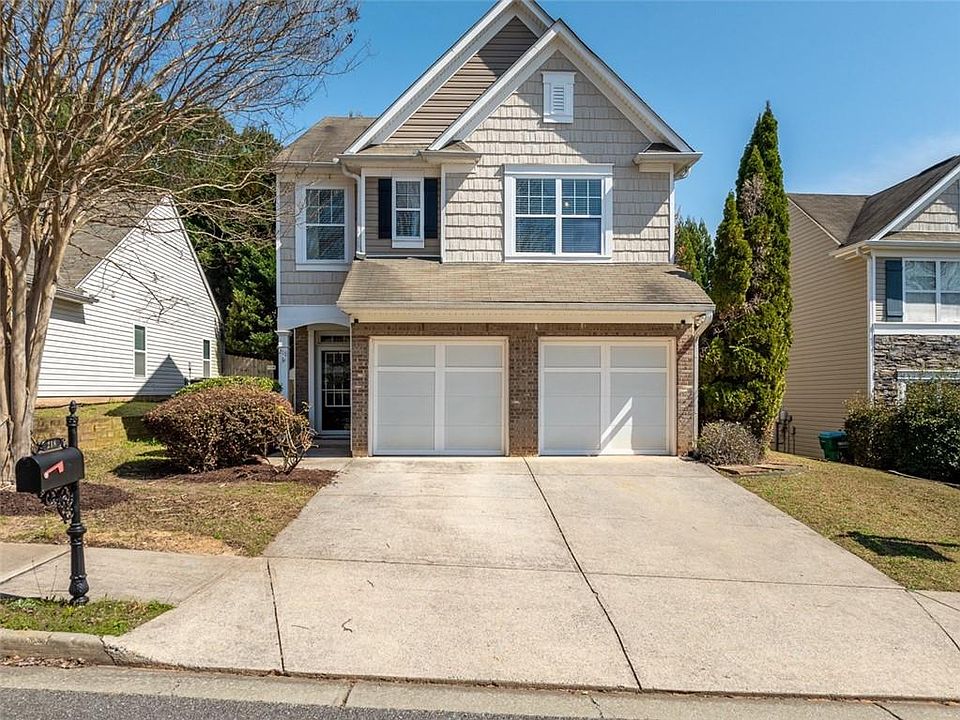 1st image of 218 Winterbury Dr