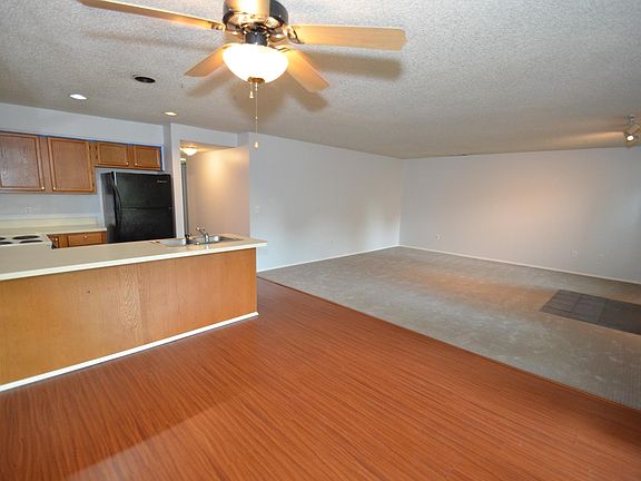 5th image of 4958 Oakhill Dr #73-1