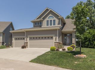 14001 Ridgemont Dr, Urbandale, IA 50323