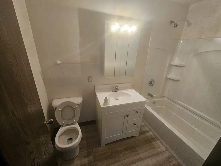 425 S Thayer Ave #101 — Photo 7