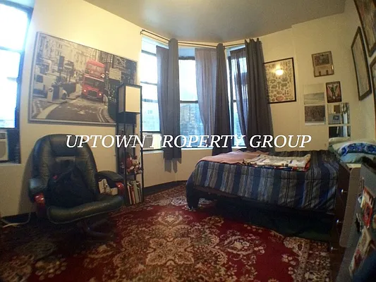 Rented by Uptown Property Group | media 25