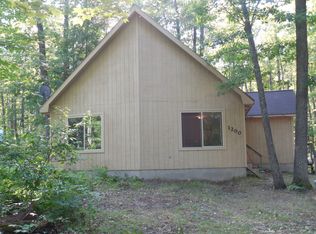 1200 Pearl Ave, Roscommon, MI 48653