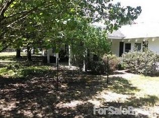 305 Clay Rd, Camden, SC 29020