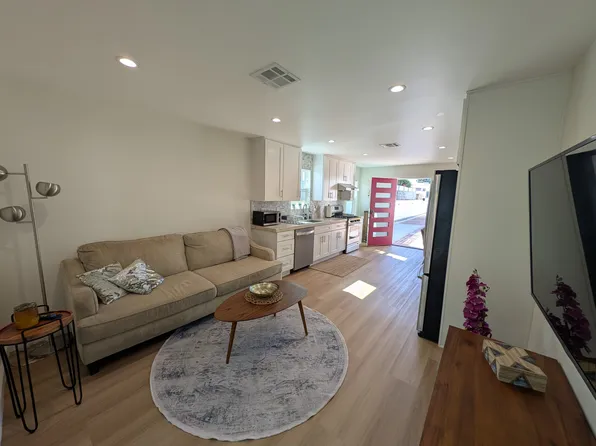 6328 Mary Ellen Ave, Van Nuys, CA 91401