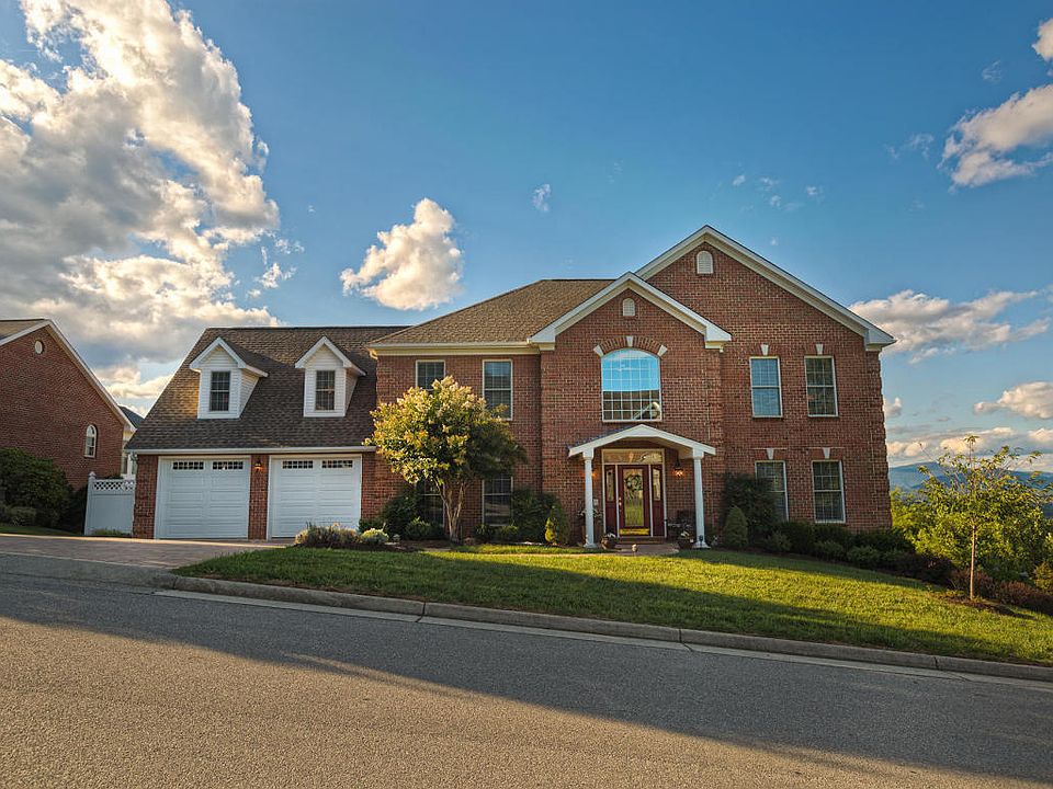 1st image of 5851 Winnbrook Dr