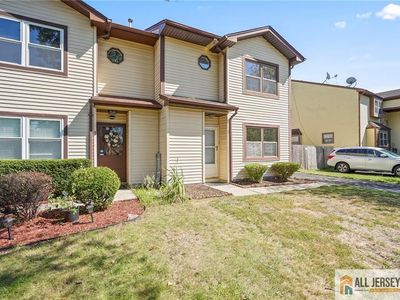 3 Hannah Dr, Dayton, NJ, 08810