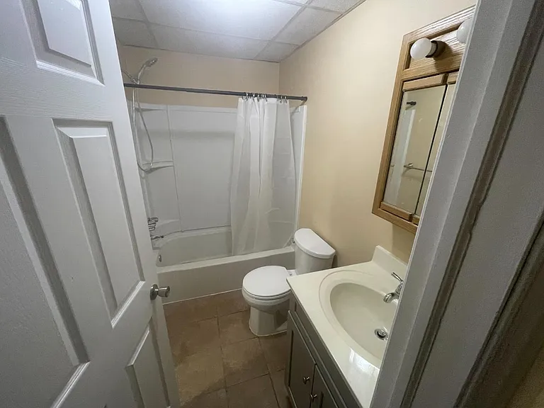 210 Glen Ave #2 — Photo 5