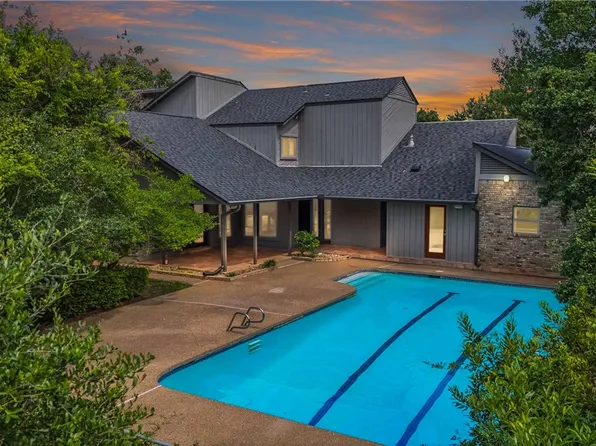 3004 Brothers Blvd, College Station, TX 77845