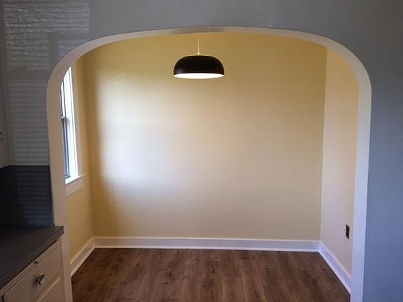 Kitchen/breakfast nook
