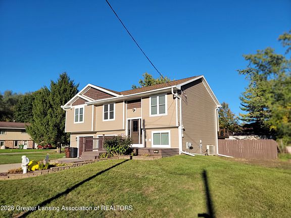 2nd image of 131 Rice Ave