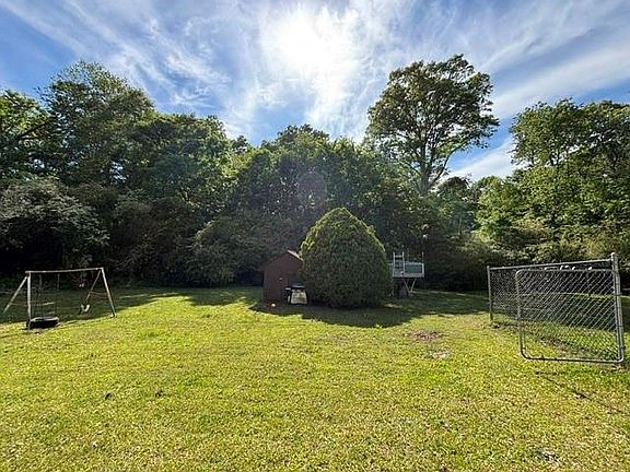 5th image of 265 Pleasant Valley Rd NW