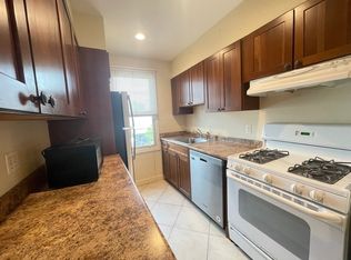 28-19 48th St #2T, Astoria, NY 11103