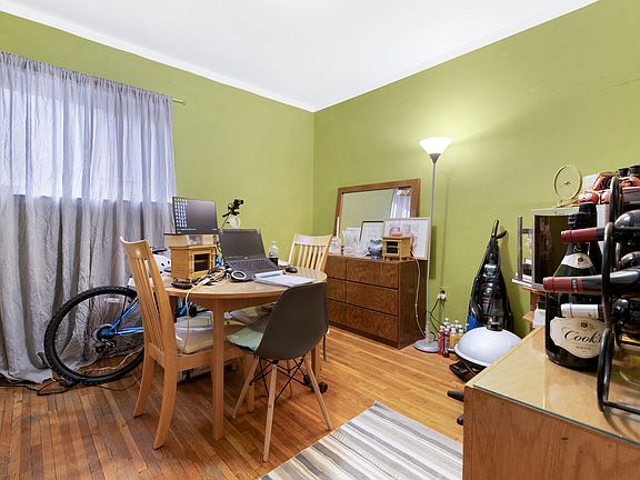 5th image of 2273 43rd St
