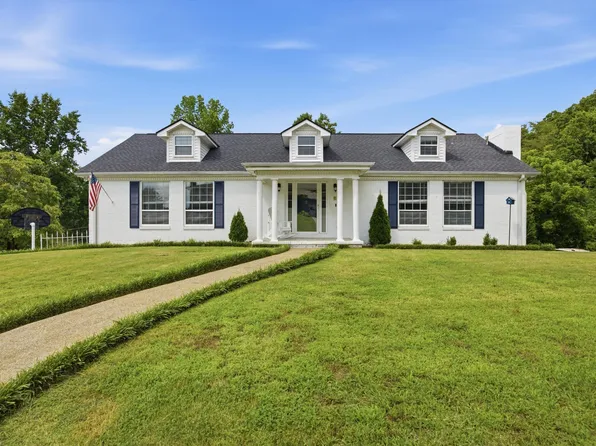 109 Pine Cone Ln, Chattanooga, TN 37415