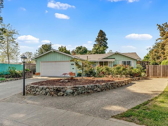 3rd image of 8310 Reed Ct