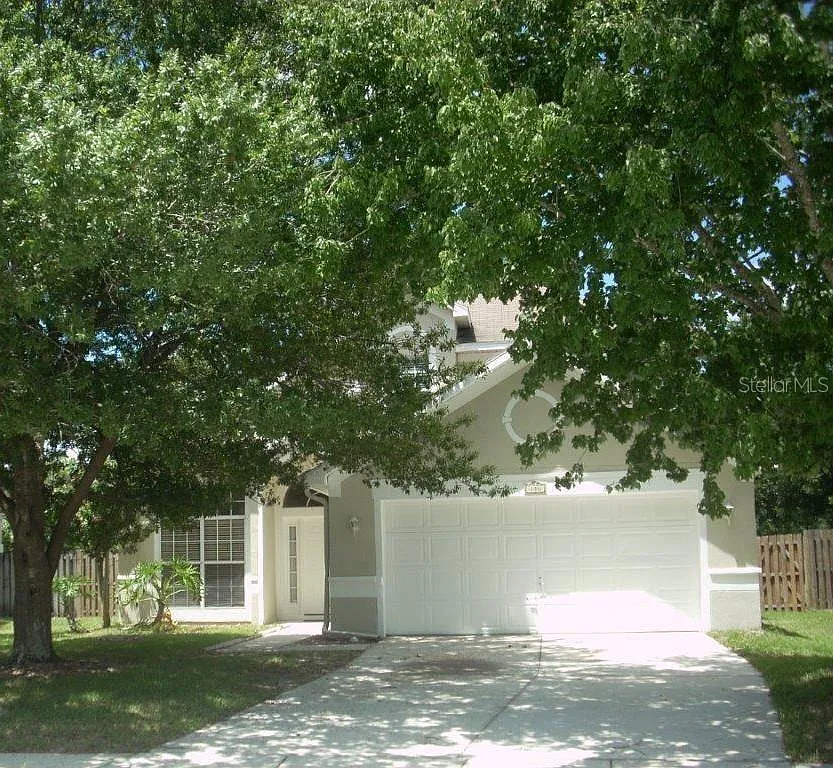 3 bed, 2.5 bath, 1841 sqft, $2,825 — Photo 1