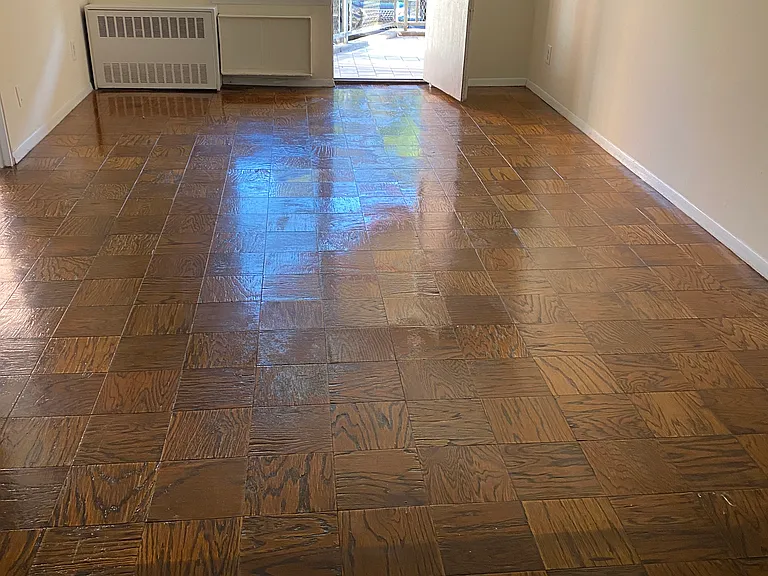 3825 Parsons Blvd #5B — Photo 2