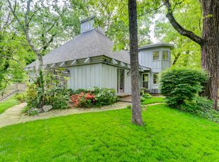 919 Lawyer Ln, Sevierville, TN 37862