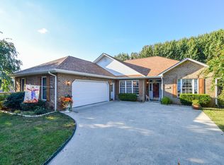1556 Rosewalk Ln, Roanoke, VA 24014