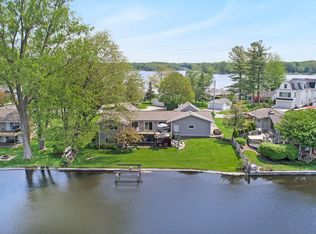 15485 Howard St, Spring Lake, MI 49456