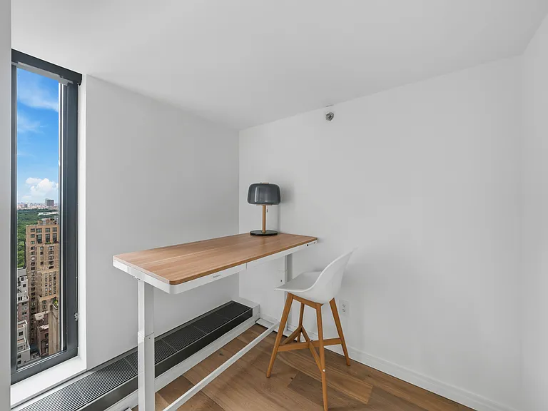 111 W 56th St #37L — Photo 11