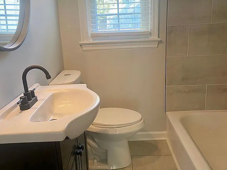 6 Dotson Dr — Photo 5