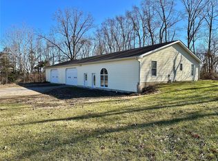 269 Farm House Ln, Perryville, MO 63775