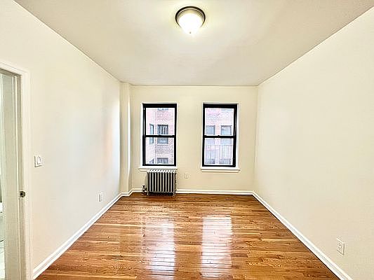5th image of 35-8 95th St #4A