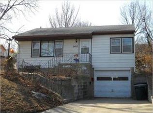 2417 S Patterson St, Sioux City, IA 51106
