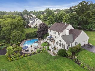 107 Hockenbury Dr, Glen Gardner, NJ