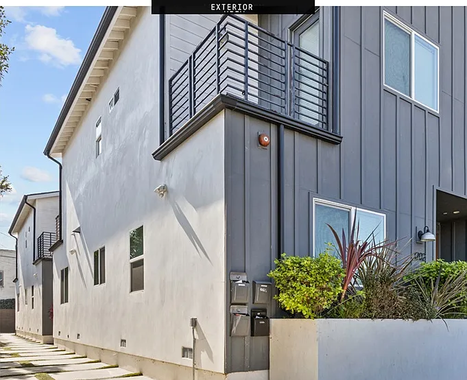3 bed, 3.5 bath, 2000 sqft, $3,950 — Photo 3