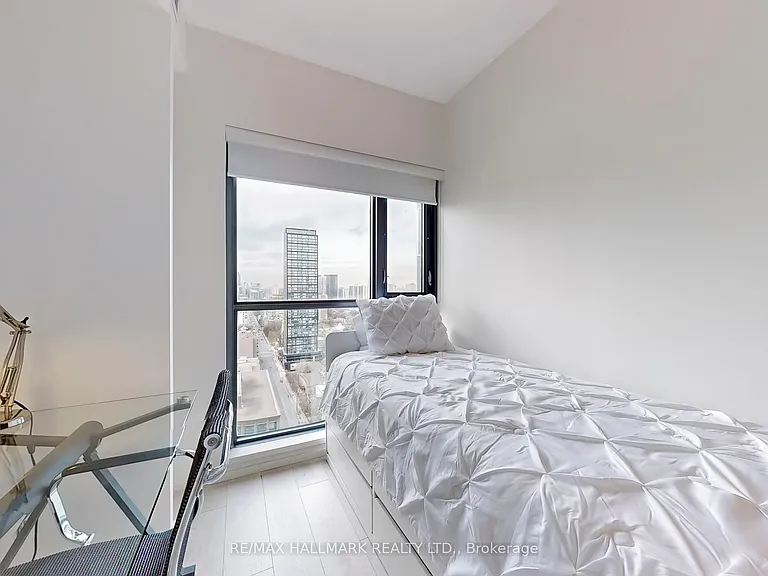 159 Dundas St E #2906 — Photo 11