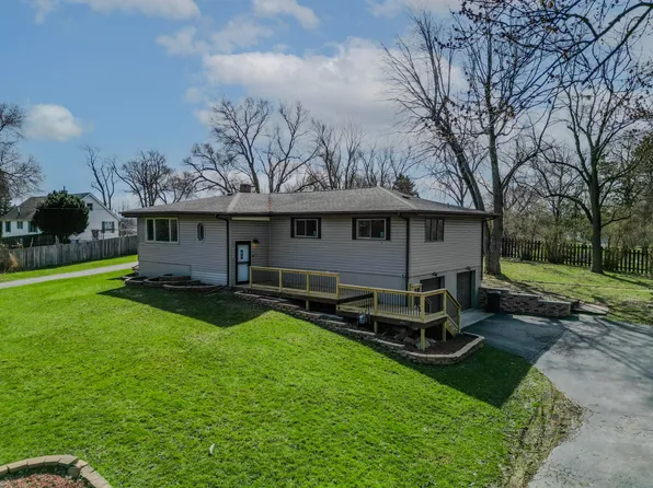 9311 W 77th Ave, Schererville, IN 46375