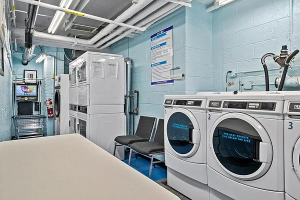 Sold by Compass | media 10