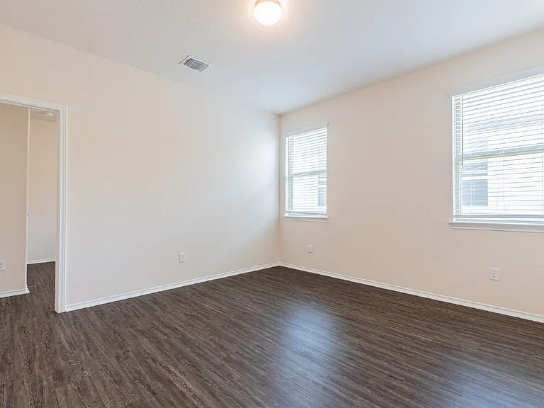 11219 Pomona Park Dr — Photo 20
